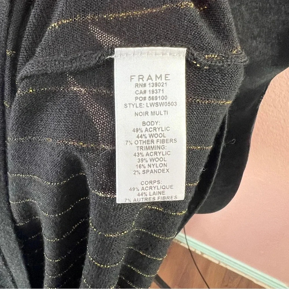 Frame Stripe Crew Long Sleeve Top - Picture 11 of 16